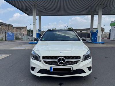 Mercedes CLA200