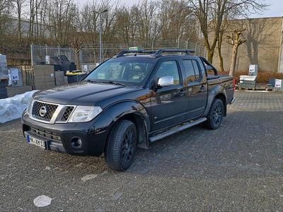 Schwarz Gebraucht 2012 Nissan Navara Abholung | 13.100 € (Teuer)