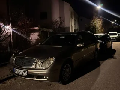 Gebraucht Mercedes E280 190 PS (139 kW) 2005 Grau Kombi