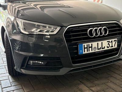 Gebraucht Audi A1 Sportback S-Line 90 PS (66 kW) 2017 Grau Kleinwagen