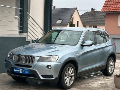 Grau Gebraucht 2011 BMW X3 Luxury Line SUV | 11.999 € (Fairer Preis)