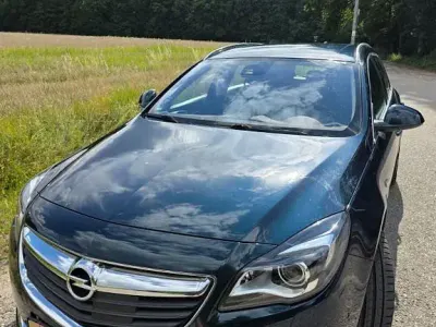Gebraucht Opel Insignia 170 PS (125 kW) 2016 Grün Kombi