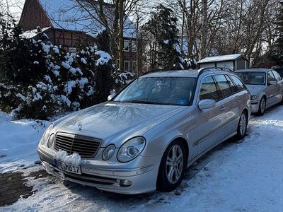 Gebraucht Mercedes E320 204 PS (150 kW) 2004 Silber Kombi