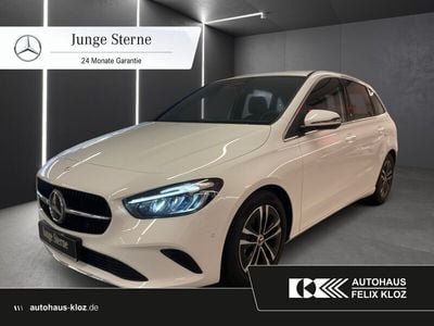 Weiß Gebraucht 2023 Mercedes B200 Progressive Van / Kleinbus | 32.400 € (Fairer Preis)