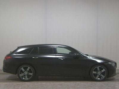 Usata Mercedes CLA220 Shooting Brake Progressive 190 CV (139 kW) 2023 Nero Station wagon