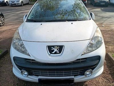 Usata Peugeot 207 95 CV (69 kW) 2009 Bianco Utilitaria