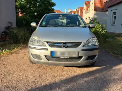 Gebraucht Opel Corsa 58 PS (42 kW) 2004 Silber Kleinwagen