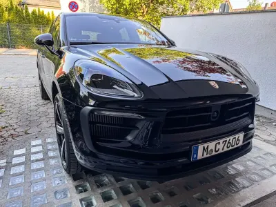 Gebraucht Porsche Macan Sport 381 PS (280 kW) 2023 Schwarz SUV