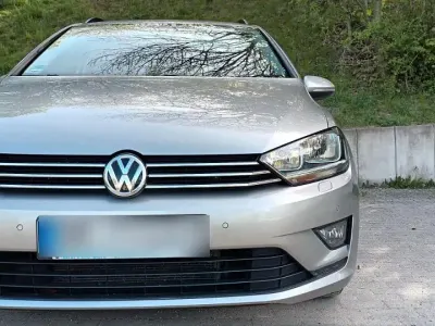Gebraucht VW Golf Sportsvan Comfortline 110 PS (80 kW) 2015 Silber Van / Kleinbus