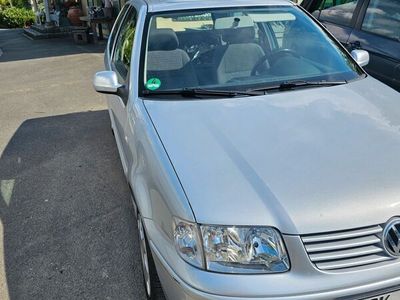 gebraucht VW Polo 44 KW/60 PS 2 Jahre Tüv, wenig Kilometer gepflegt