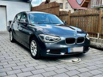 Usata BMW 120 Advantage 184 CV (135 kW) 2014 Grigio Utilitaria