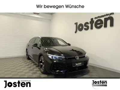 Gebraucht VW Passat R-line 150 PS (110 kW) 2025 Grenadillschwarz metallic Kombi