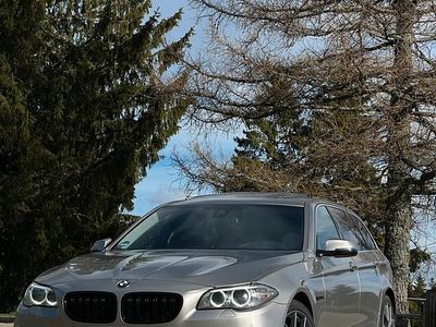 Gebraucht BMW 520 184 PS (135 kW) 2014 Grau Kombi