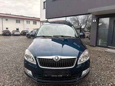 Gebraucht Skoda Roomster Fresh 105 PS (77 kW) 2013 Blau Van / Kleinbus