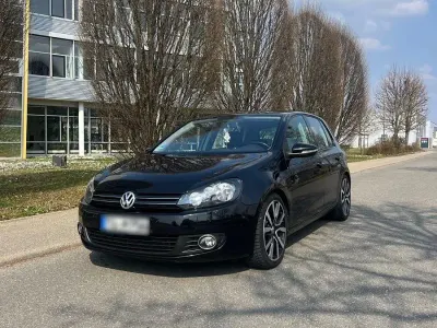 Gebraucht VW Golf VI Comfortline 110 PS (80 kW) 2009 Schwarz Kleinwagen