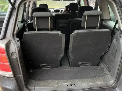 Gebraucht Opel Zafira 140 PS (102 kW) 2006 Silber Van / Kleinbus