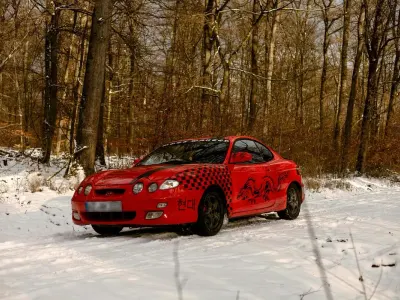 Gebraucht Hyundai Coupé 139 PS (102 kW) 2000 Rot Coupé
