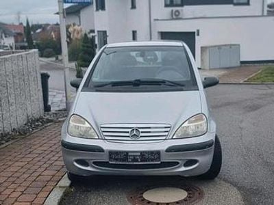 Silber Gebraucht 2003 Mercedes A160 Kleinwagen | 2.900 € (Etwas zu teuer)