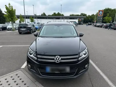 Gebraucht VW Tiguan Sportline 160 PS (117 kW) 2012 Schwarz SUV