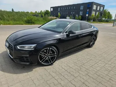 Gebraucht Audi A5 Sportback Sport 190 PS (139 kW) 2018 Schwarz Kleinwagen