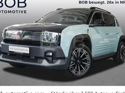 Gebraucht Renault 4 E-Tech Iconic 110 kW (150 PS) 2025 Hautsdefrancegrün + dach bl SUV