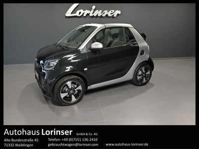 Schwarz bodypanels in black Gebraucht 2022 Smart ForTwo Electric Drive Passion Cabrio | 17.400 € (Fairer Preis)