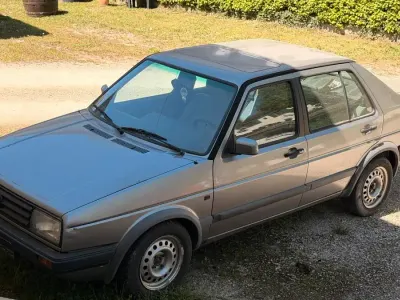 Brugt VW Jetta 90 HK (66 kW) 1988 Sølv Sedan
