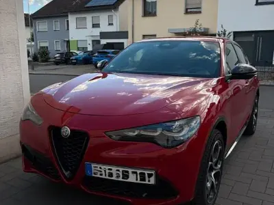 Gebraucht Alfa Romeo Stelvio Veloce 209 PS (153 kW) 2024 Rot SUV