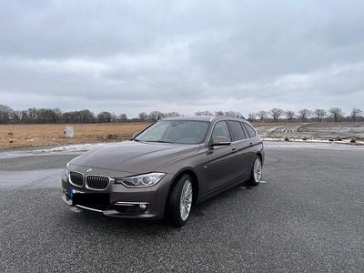 Gebraucht BMW 330 Luxury Line 258 PS (189 kW) 2013 Braun Kombi