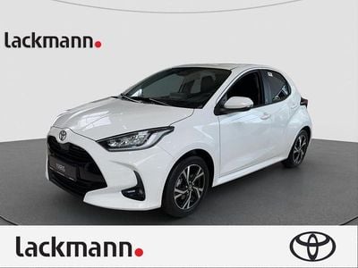 Weiss Neu 2026 Toyota Yaris Hybrid Kleinwagen | 23.589 € (Guter Preis)