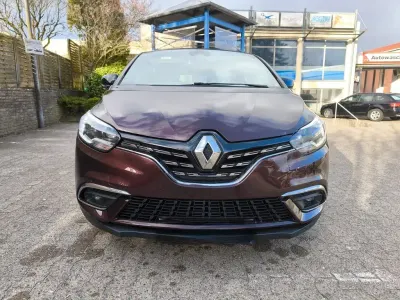 Usata Renault Scénic IV Black Edition 140 CV (102 kW) 2022 Rosso Monovolume