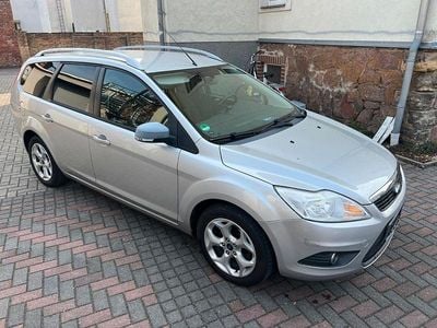 Gebraucht Ford Focus 101 PS (74 kW) 2010 Silber Kombi