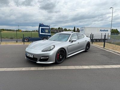 Porsche Panamera GTS