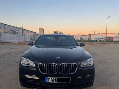 Schwarz Gebraucht 2015 BMW 740 Performance Limousine | 17.000 € (Fairer Preis)
