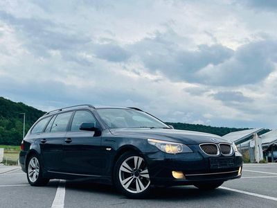 BMW 523