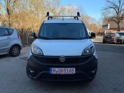 Begagnad Fiat Doblò 101 HK (74 kW) 2019 Vit Minibuss
