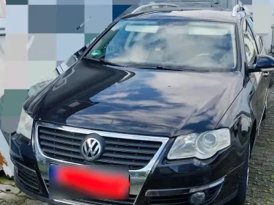Gebraucht VW Passat 122 PS (89 kW) 2009 Schwarz Kombi
