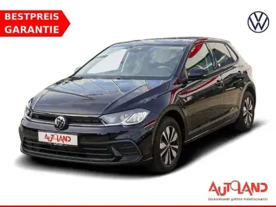 Gebraucht VW Polo Move 80 PS (58 kW) 2024 Deep black perleffekt Kleinwagen