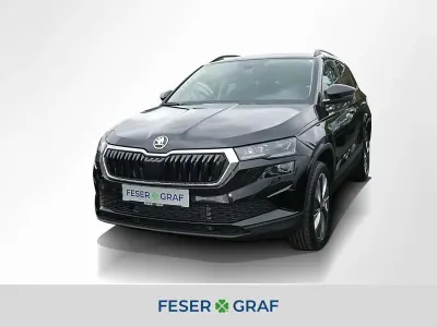 Neu Skoda Karoq Selection 150 PS (110 kW) 2026 Blackmagicperleffekt SUV