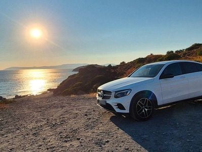Second-hand Mercedes GLC300 AMG line 245 CP (180 kW) 2017 Alb Coupe