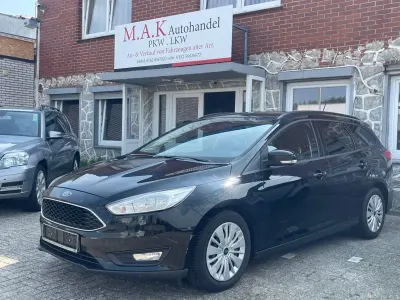 Gebraucht Ford Focus Business Edition 125 PS (91 kW) 2016 Schwarz Kombi