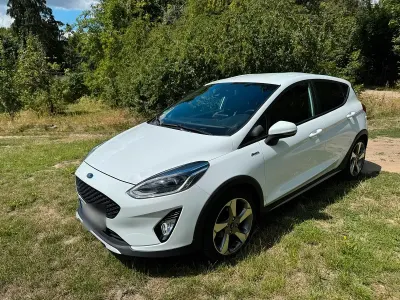 Gebraucht Ford Fiesta Active 140 PS (102 kW) 2019 Weiß Kleinwagen