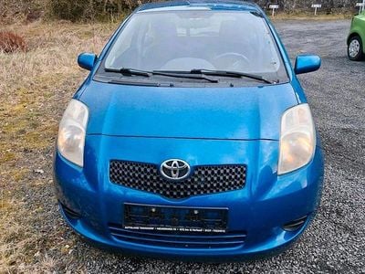Gebraucht Toyota Yaris 87 PS (63 kW) 2008 Blau Kleinwagen