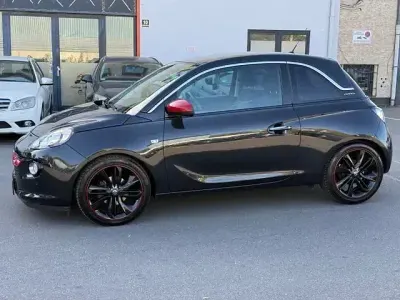 Begagnad Opel Adam Jam 69 HK (50 kW) 2013 Svart Halvkombi