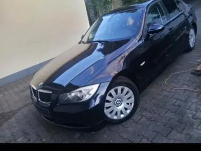 Gebraucht BMW 318 143 PS (105 kW) 2007 Schwarz Limousine