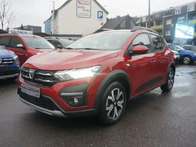 Gebraucht Dacia Sandero Stepway 101 PS (74 kW) 2021 Kalaharirotmetal (metallic) Limousine