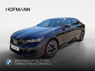 Gebraucht BMW 520 M Sport 197 PS (144 kW) 2025 Saphirschwarz metallic Limousine