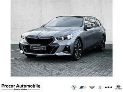 Neu BMW 540 M Sport 286 PS (210 kW) 2026 Grau (bmw individual frozen pure grey met allic) Kombi