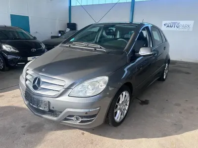 Gebraucht Mercedes B150 95 PS (69 kW) 2008 Grau Van / Kleinbus