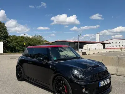 Gebraucht Mini John Cooper Works 211 PS (155 kW) 2011 Schwarz Kleinwagen
